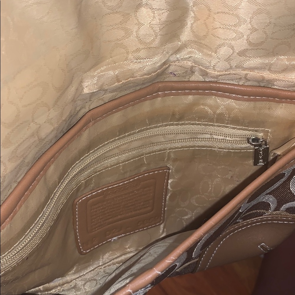 Handbag - Picture 3 of 3
